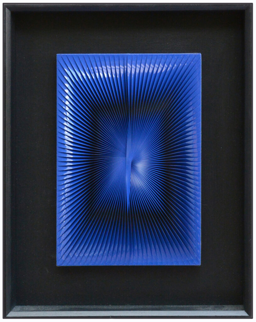 Rilievo di Alberto Biasi presentato da M77 Gallery